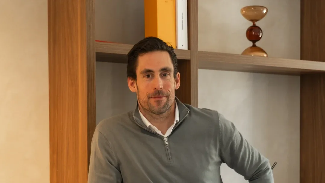 Alex Casteels dans son bureau